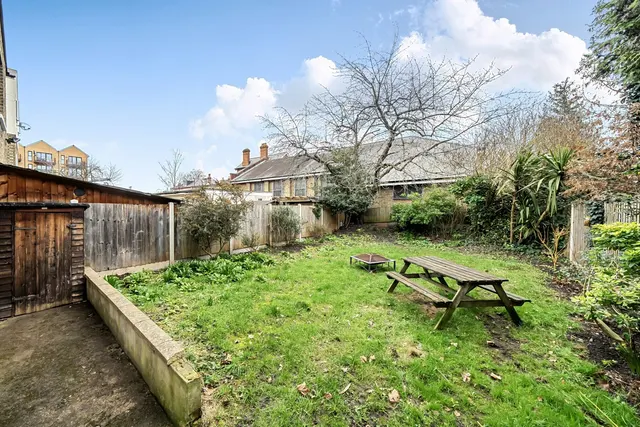 Photo 3 — Rushey Green, SE6