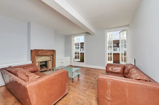 Photo 3 — Streatham High Road, Streatham Hill, SW2 4RH