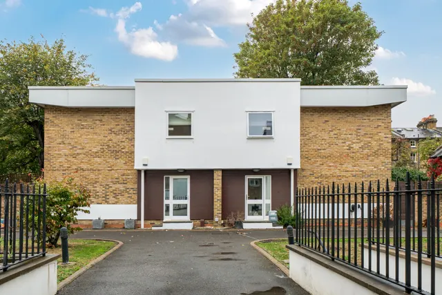Balham Grove, Balham, SW12, photo 1