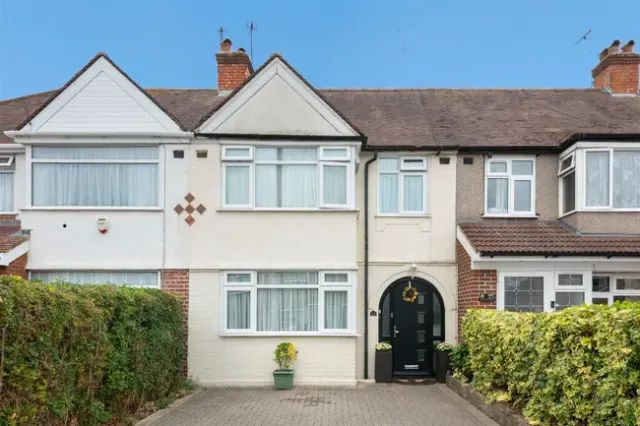 Hollywood Gardens, Hayes