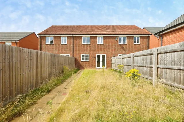 Photo 3 — Cuthbert Place, Retford