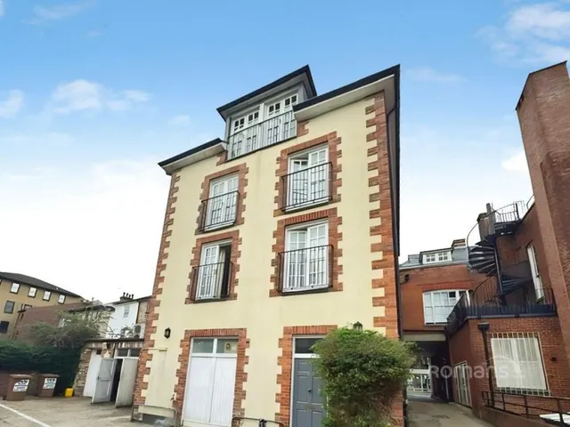 Jewry Street, Winchester, SO23, photo 1