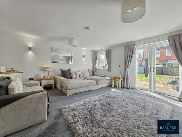 Photo 3 — Jubilee Terrace, Morley LS27 8FT