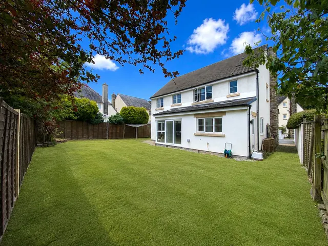 Trebartha Close, Callington, PL17, photo 3