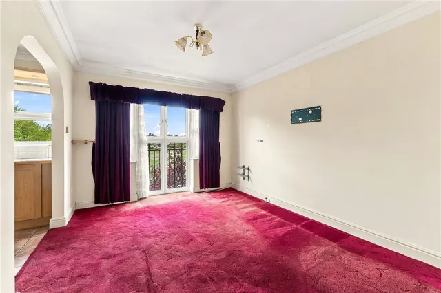 Belgrade Rd, Hampton, TW12, photo 2