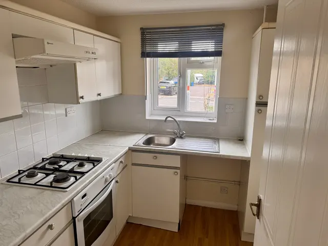 Photo 3 — Sycamore Drive, Desborough, Kettering