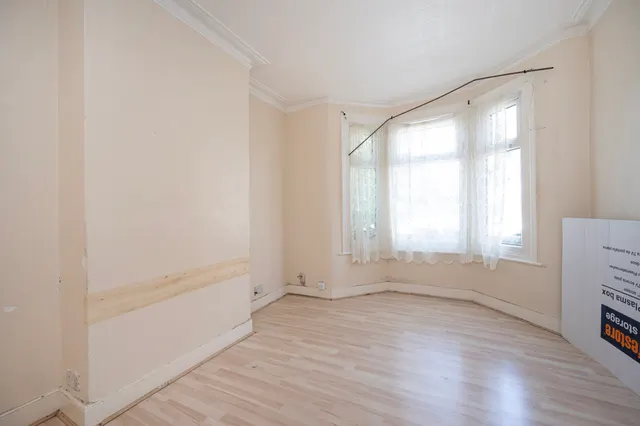 Photo 2 — 11 Norton Road, London