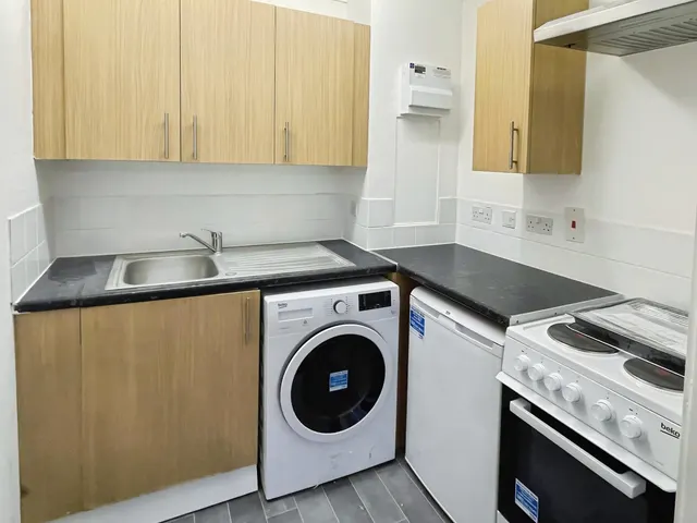 Bushfield Court PETERBOROUGH, PE2, photo 1