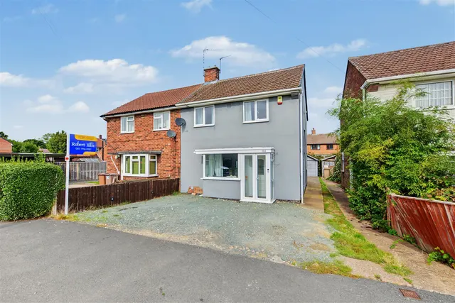Briar Gate, Long Eaton, NG10, photo 1
