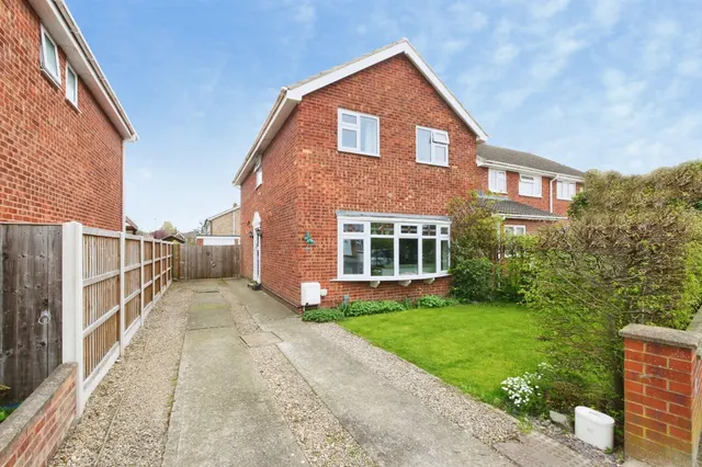 Photo 2 — Greenshaw Drive, Haxby, York