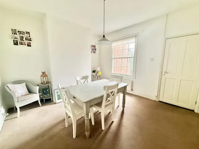 Lord Street, Macclesfield, SK11, photo 3