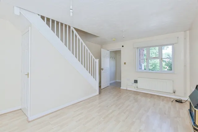 Photo 3 — Bryony Road, Hamilton, Leicester