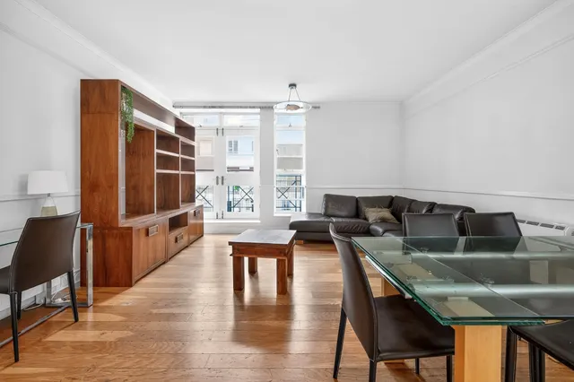 Photo 2 — Devonhurst Place, London