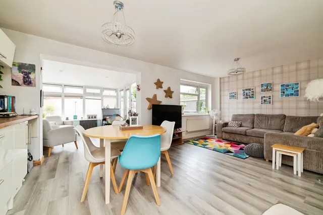 Photo 2 — Western Way, Sandy, Bedfordshire, SG19