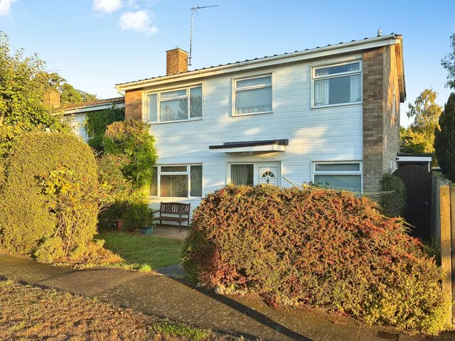 Oast House Crescent, Farnham, Surrey, GU9 0NP, photo 1
