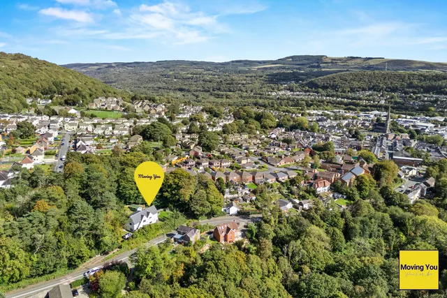 Photo 3 — Glynteg Villas, Gelligron Road, Pontardawe, Swansea