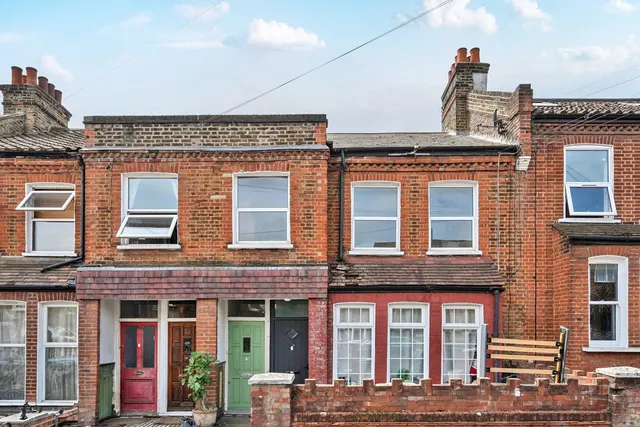 Holdenby Road, London, SE4, photo 1