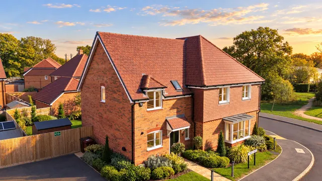 Maple Drive, Kirdford, RH14, photo 1