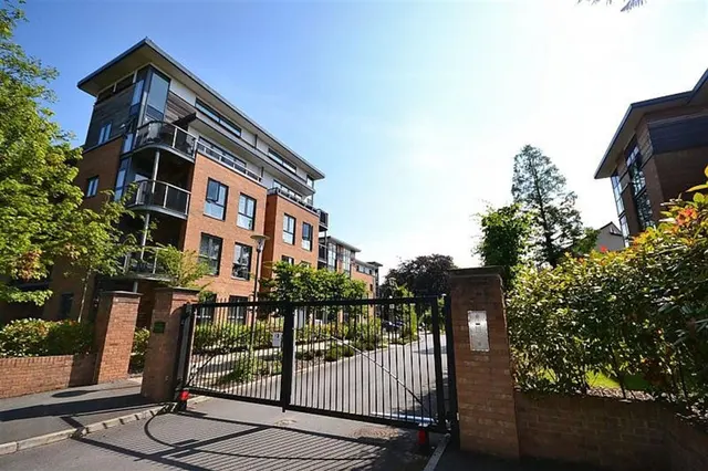 Larke Rise, Manchester, photo 1