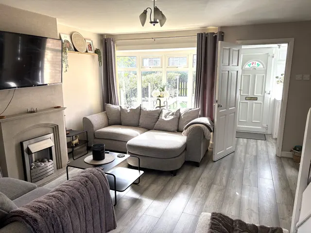 Johnson Close, Rugeley, WS15, photo 2