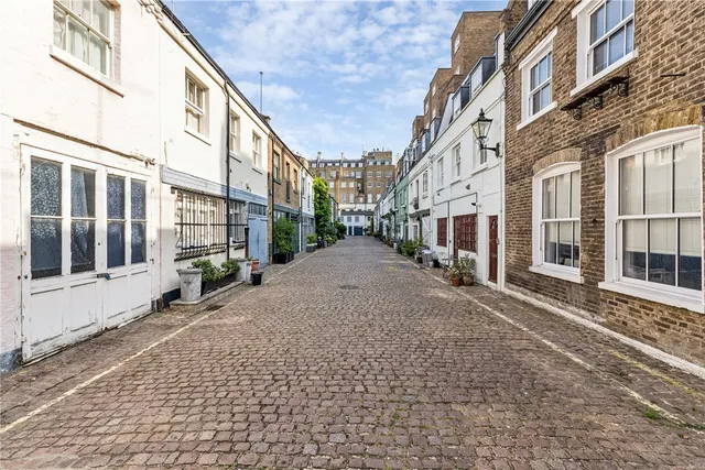 Photo 2 — Lancaster Mews, London, W2