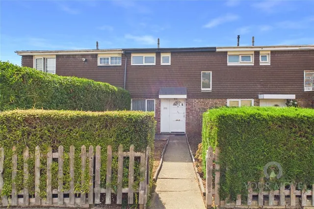 Walledwell Court, Standens Barn, Northampton, NN3, photo 1