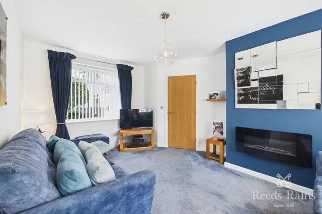 Photo 2 — Ferndown Road, Manchester, Greater Manchester, M23