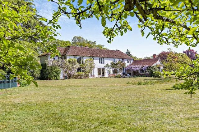 Upper Woolhampton, Reading, Berkshire, RG7 5UA, photo 1