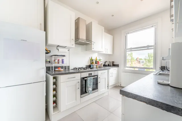 Photo 3 — 98b Mora Road, London