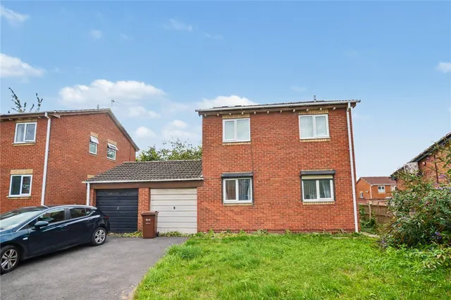 Clayton Court, Hunslet, LS10, photo 1