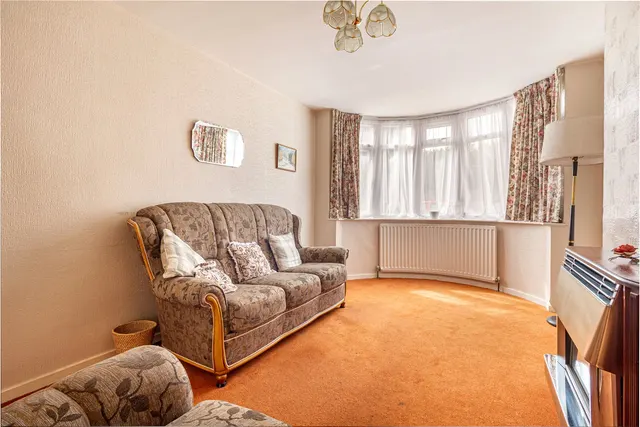 Photo 3 — Haverford Drive, Rednal, Birmingham, West Midlands, B45 8QX