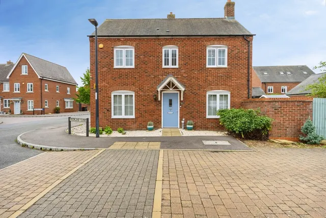 Moorland Close, Wixams, Bedford, Bedfordshire, MK42, photo 1
