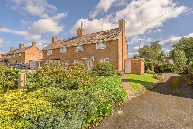 Barnett Lane, Wordsley, DY8 5PX, photo 1