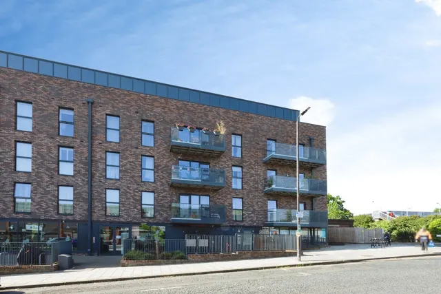 Station Approach, London, SE26, photo 2