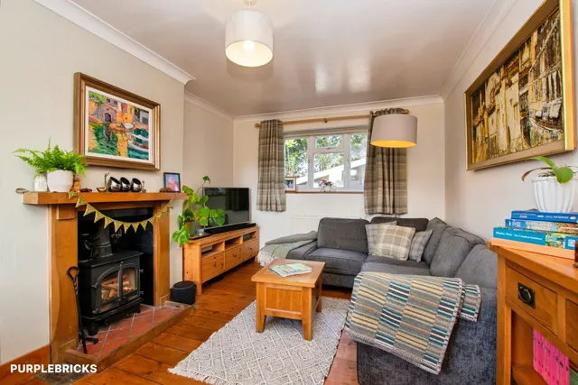 The Crescent, Andover, SP11, photo 2