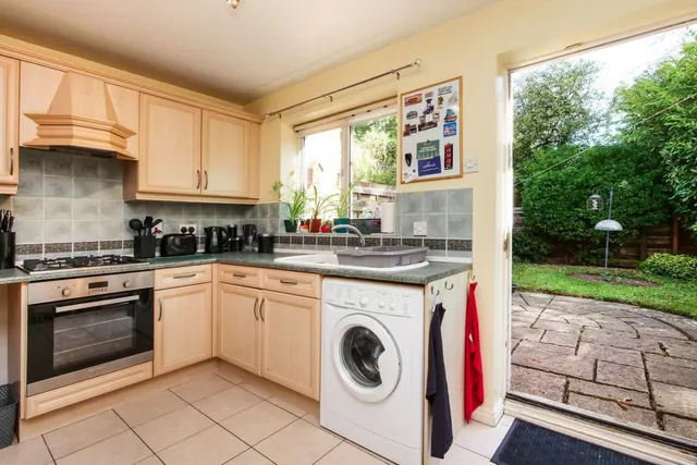 Blatchford Court, York, YO30, photo 3