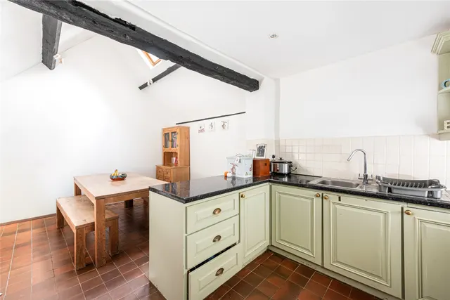 Stable Cottage, Stable Yard, LU7, photo 3