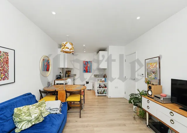 Apple Tree Road, London, N17, photo 3