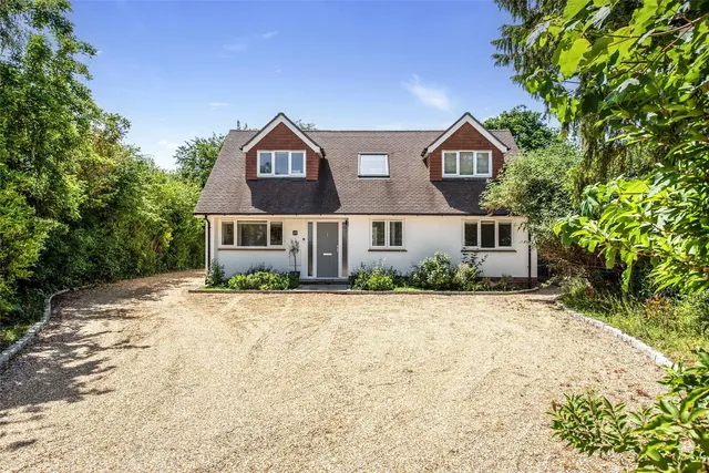 Elm Grove, Barnham, PO22, photo 1