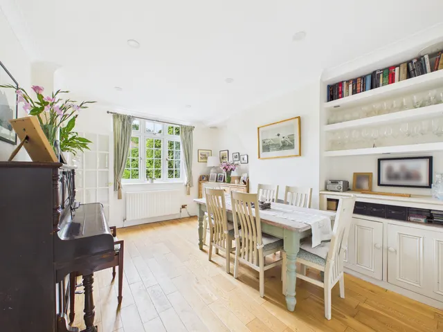 Old Dashwood Hill, Studley Green, HP14, photo 3