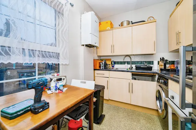 Photo 3 — Wellington Street, Luton, Bedfordshire, LU1