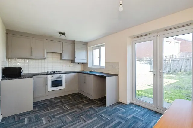 Olanyian Drive, Manchester, M8, photo 3