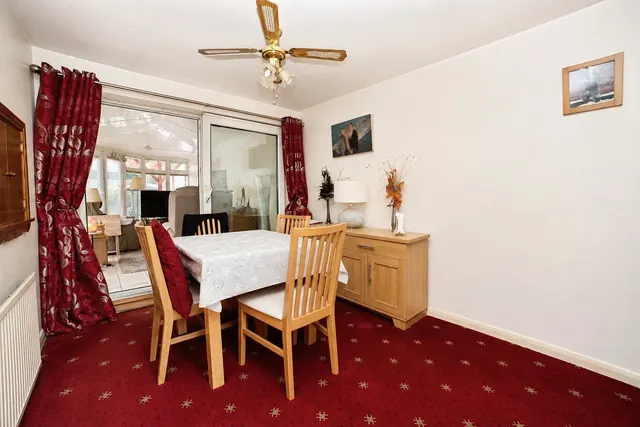 Photo 3 — Fairfield Drive, Mansfield, Nottinghamshire, NG18