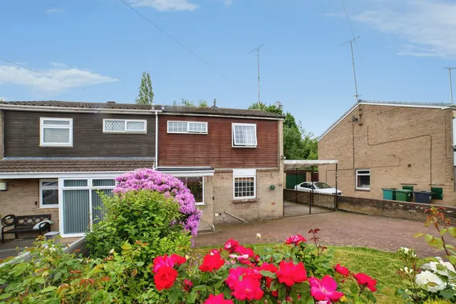 Derwent Grove, Alfreton, DE55, photo 1