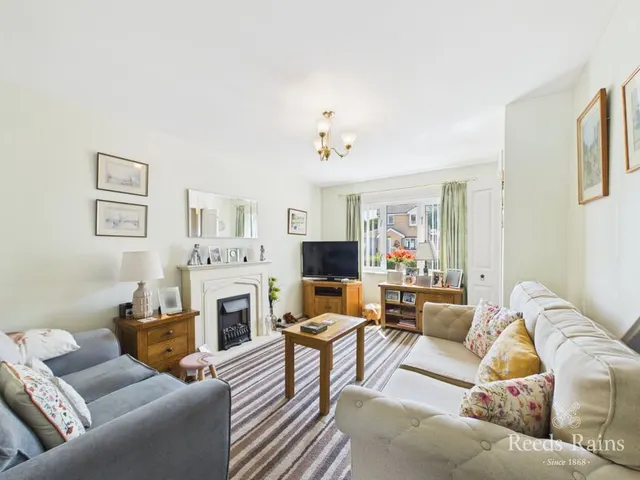 Photo 2 — Wharfedale Drive, Bridlington, East Yorkshire, YO16