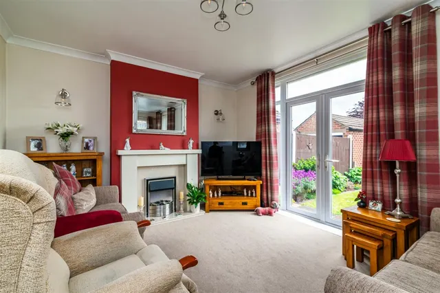 Bulcote Drive, Burton Joyce, photo 3