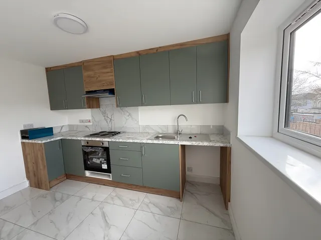 Mereton House, Wolverhampton, WV10, photo 2