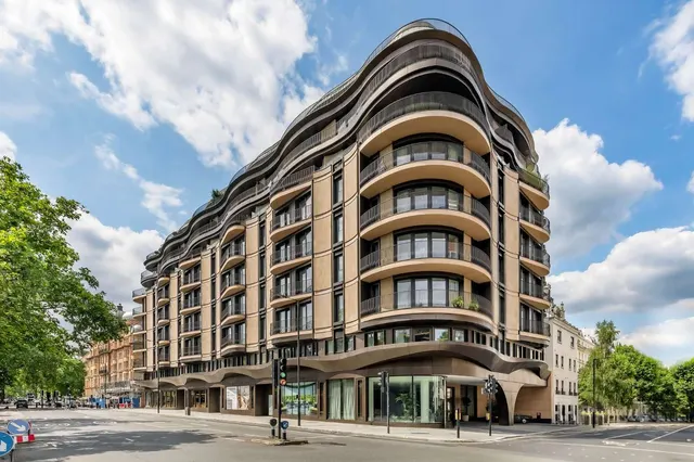 Photo 2 — Park Modern, 123 Bayswater Road, London, W2 3JH