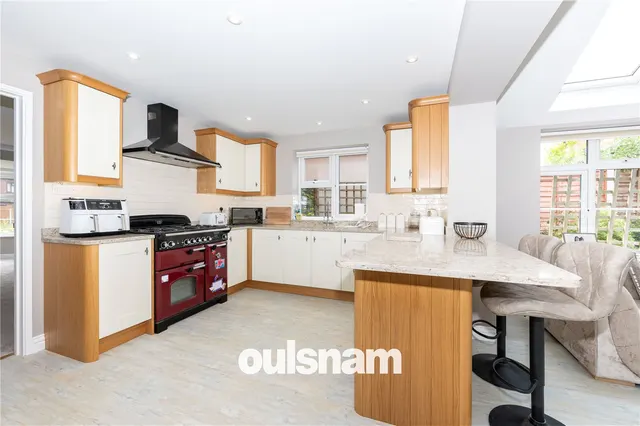 Photo 3 — Spring Vale Road, Webheath, Redditch, Worcestershire, B97 5RW