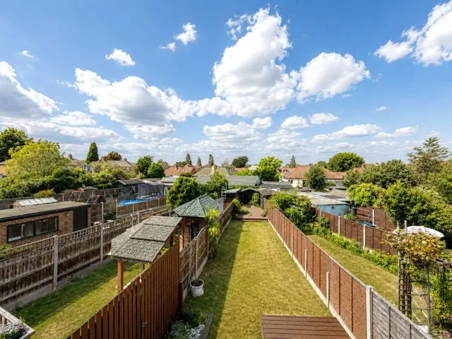 St. Lukes Road, Southend-on-Sea, SS2, photo 3